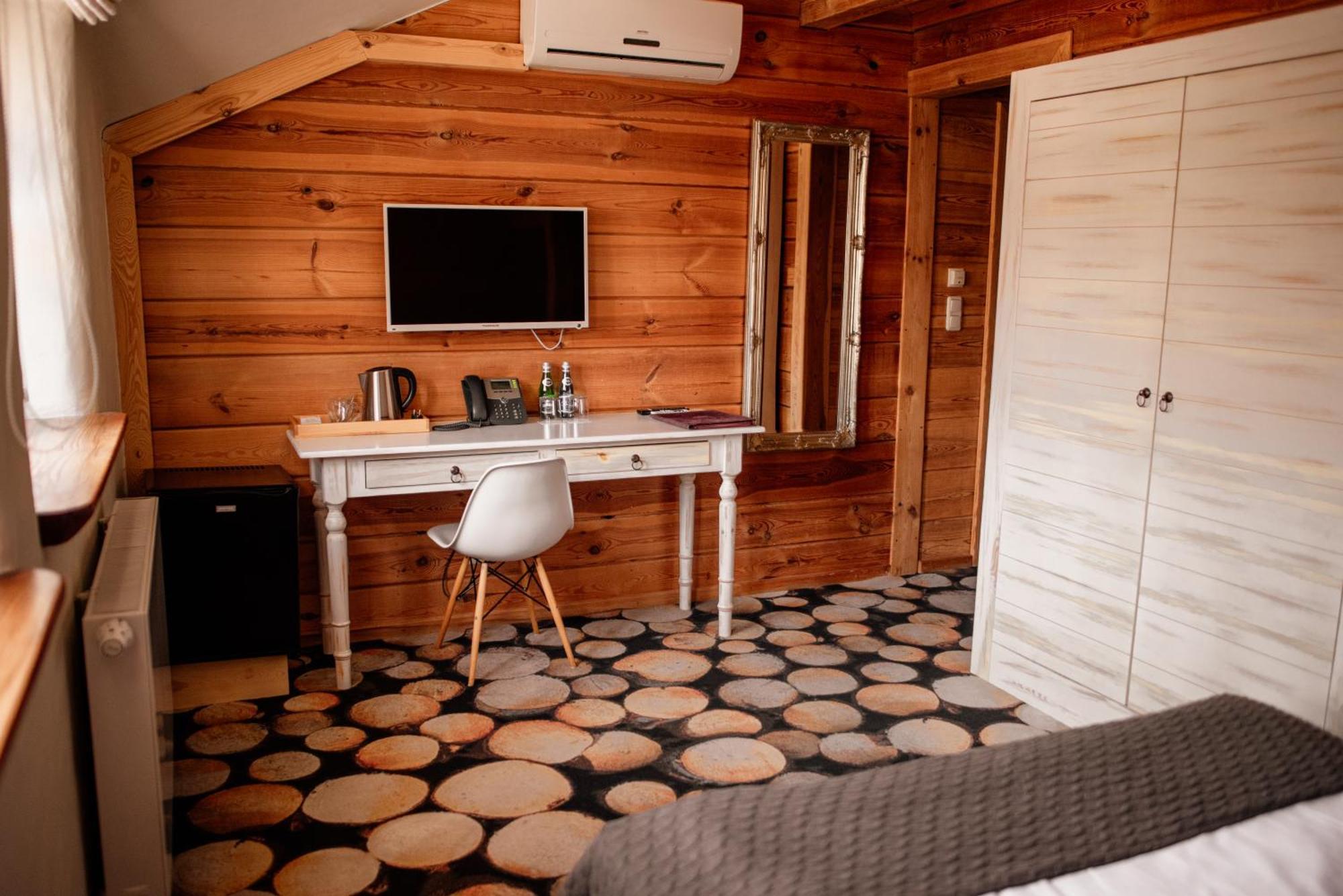 Osada Głęboczek. Vine Resort&Spa Wielki Głęboczek Exterior foto