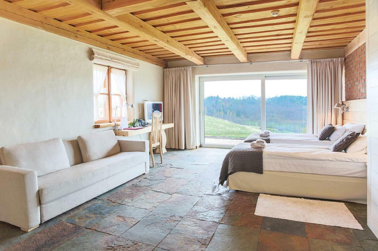 Osada Głęboczek. Vine Resort&Spa Wielki Głęboczek Exterior foto